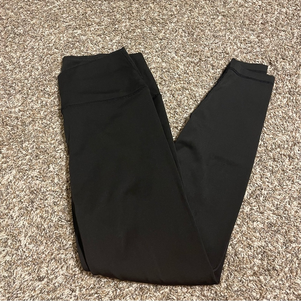 Flawed: Lululemon Crossover Waist Leggings